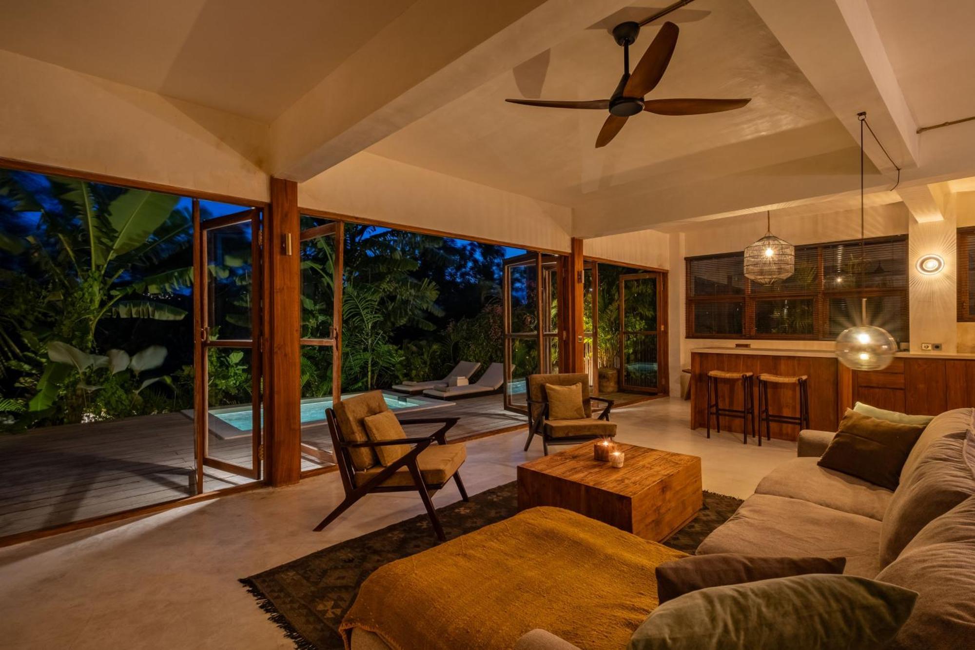 Villa Nowhere
